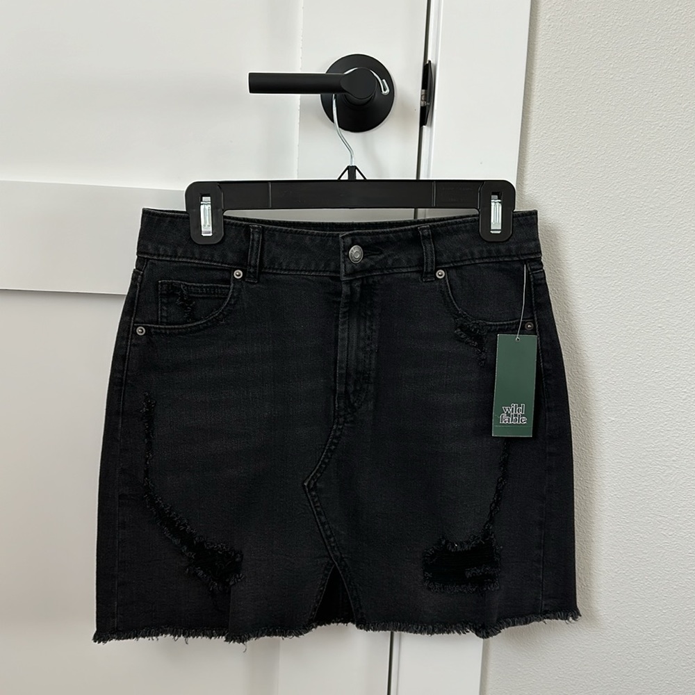 Wild Fable Black Distressed Denim Jean Skirt Size 6 NWT